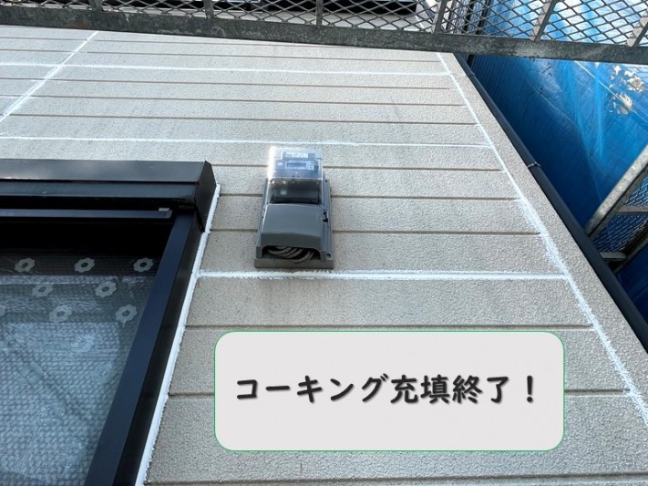 岩出市で外壁塗装を行う前に行った外壁の下地処理が完成した写真