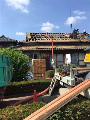 屋根瓦 下地 垂木 野地板取替え