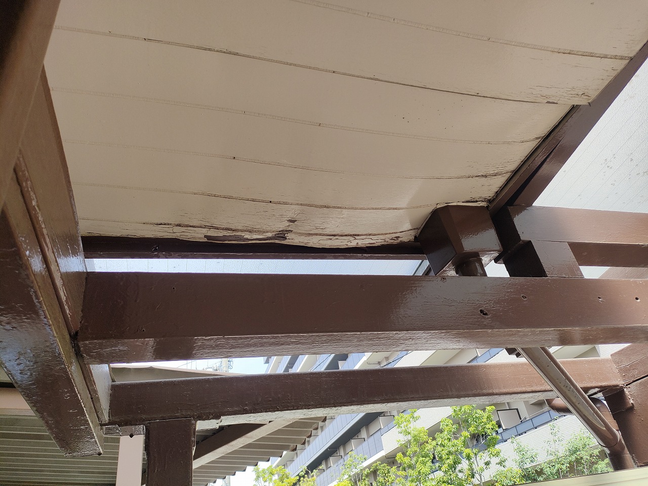 紀の川市で腐食した天井板も張替えました