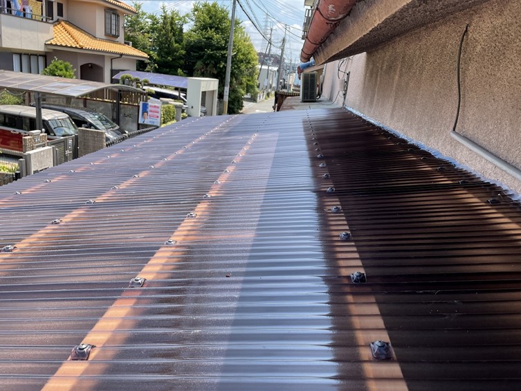 和歌山市でテラス屋根の修理を行いました