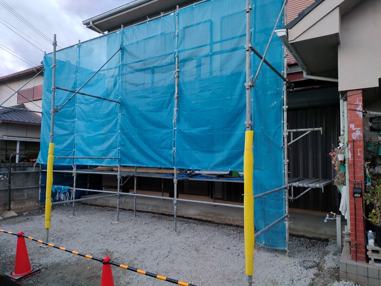 和歌山市でバルコニーの壁と上裏の解体が完了！