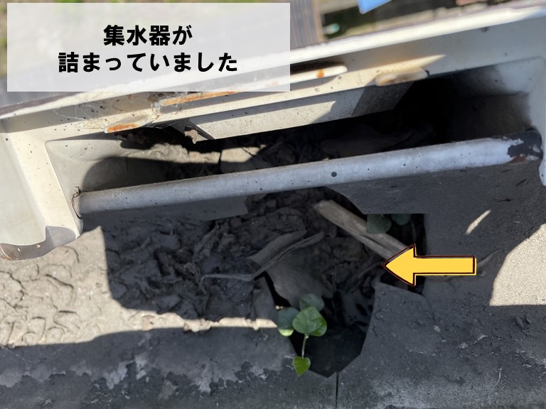 和歌山市で集水器に泥が溜まり詰まっていました
